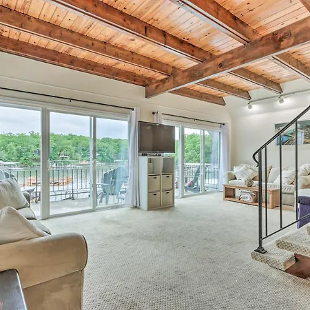 Serene Lake Of The Ozarks Retreat With Private Dock!